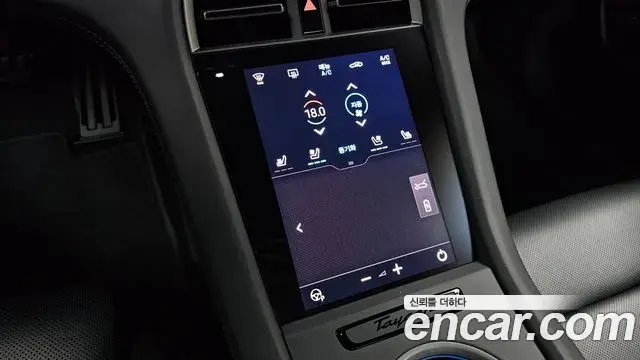 Porsche Taycan 2026 — Şəkil 32/32