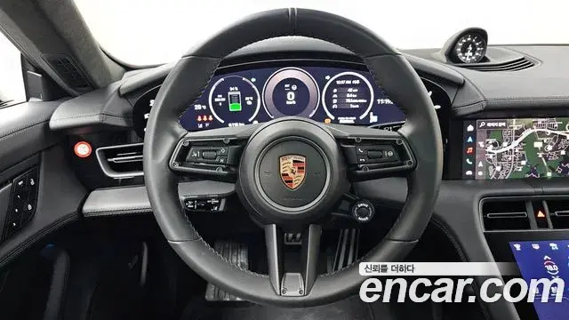 Porsche Taycan 2026 — Şəkil 29/32