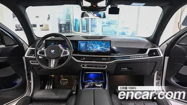 BMW X7 2023 — Şəkil 10/20