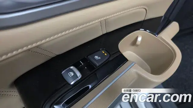 Kia Sorento 2025 — ფოტო 20/34