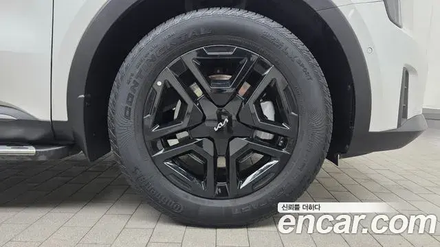 Kia Sorento 2025 — ფოტო 25/34
