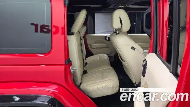Jeep Wrangler 2019 — Фото 12/20