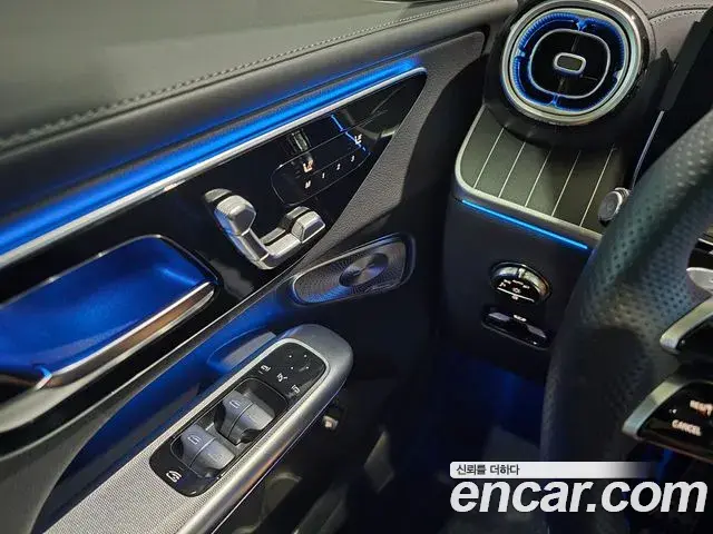 Mercedes-Benz GLC-Class 2025 — Фото 8/19