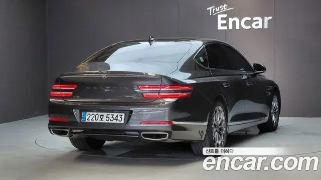 Genesis Electrified G80 2023 — ფოტო 4/20