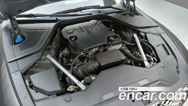 Genesis Electrified G80 2023 — ფოტო 6/20
