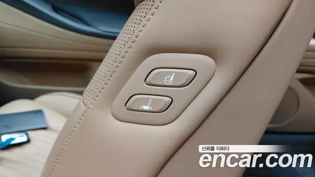 Genesis Electrified G80 2023 — ფოტო 19/20