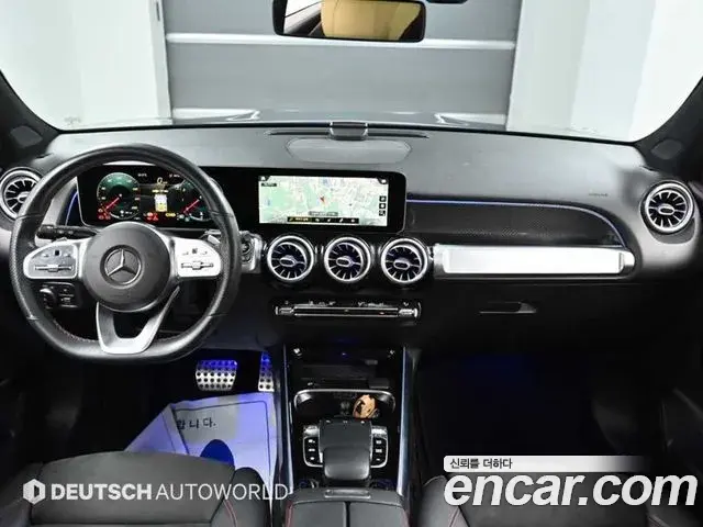 Mercedes-Benz GLB-Class 2020 — Фото 10/20