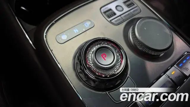 Genesis G90 2023 — Фото 9/20