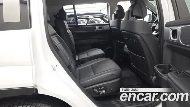 Hyundai Santa Fe 2024 — Photo 12/20