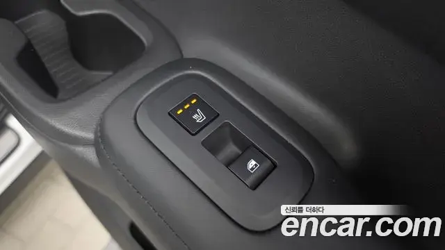 Hyundai Santa Fe 2024 — Photo 19/20