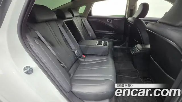 Kia K8 2025 — ფოტო 8/31
