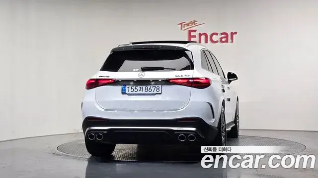 Mercedes-Benz GLC-Class 2025 — Фото 4/20