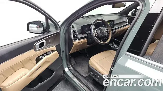 Kia Sorento 2024 — Фото 11/20