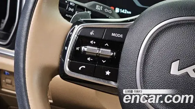 Kia Sorento 2024 — Фото 19/20