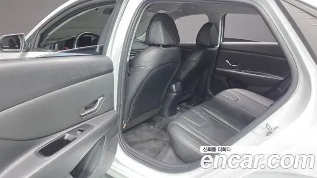 Hyundai Avante 2022 — Фото 12/20