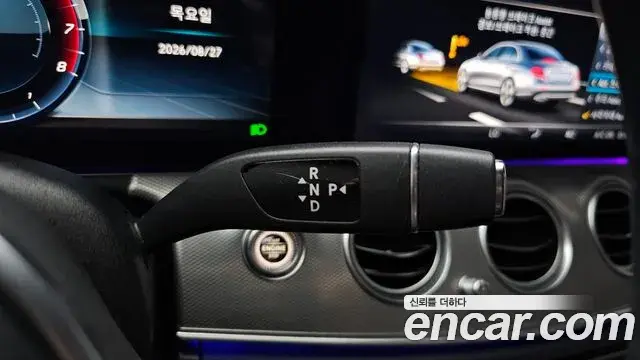 Mercedes-Benz E-Class 2019 — Фото 7/20