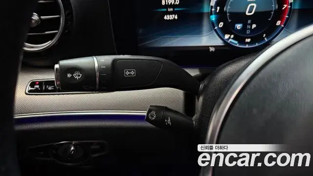 Mercedes-Benz E-Class 2019 — Фото 17/20