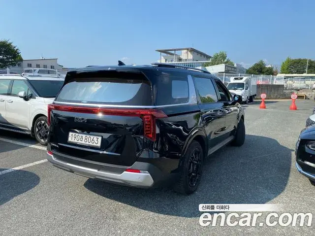 Kia Carnival 2024 — Photo 3/20
