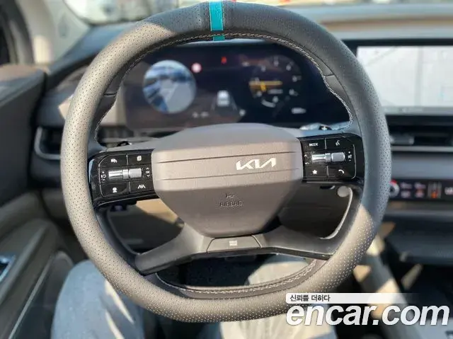 Kia Carnival 2024 — Photo 6/20