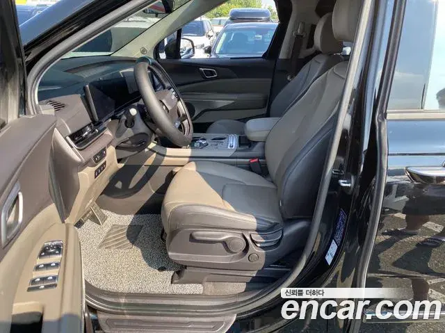 Kia Carnival 2024 — Photo 12/20