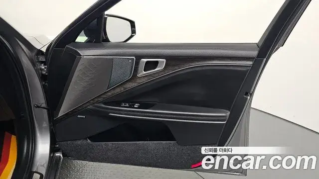 Kia K8 2021 — Photo 10/31