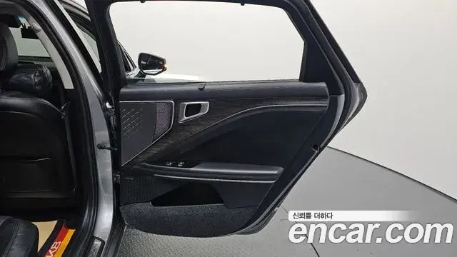 Kia K8 2021 — Photo 3/31