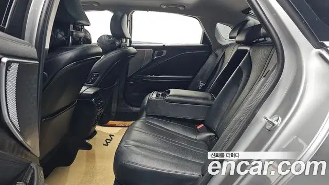 Kia K8 2021 — Photo 2/31