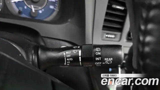 Toyota Sienna 2018 — Photo 28/32
