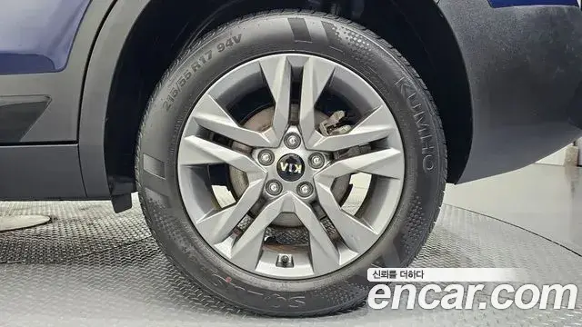 Kia Seltos 2021 — ფოტო 10/30
