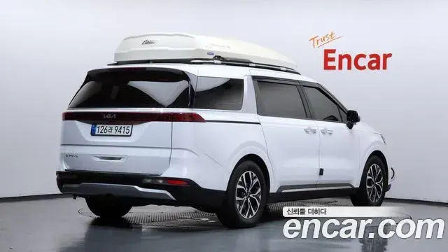 Kia Carnival 2022 — Photo 1/20