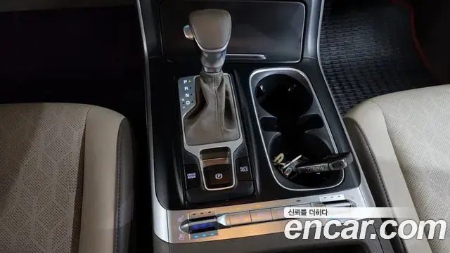 Kia Carnival 2022 — Photo 7/20