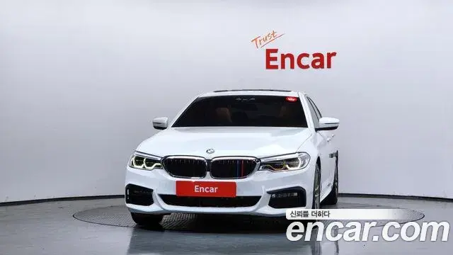 BMW 5 Series 2018 — Фото 3/20