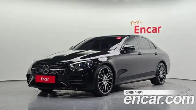 Mercedes-Benz E-Class 2023 — Фото 1/20