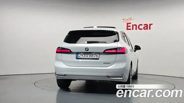 BMW 2 Series Active Tourer 2023 — Şəkil 26/34