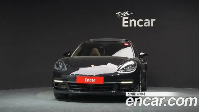 Porsche Panamera 2018 — Фото 3/20