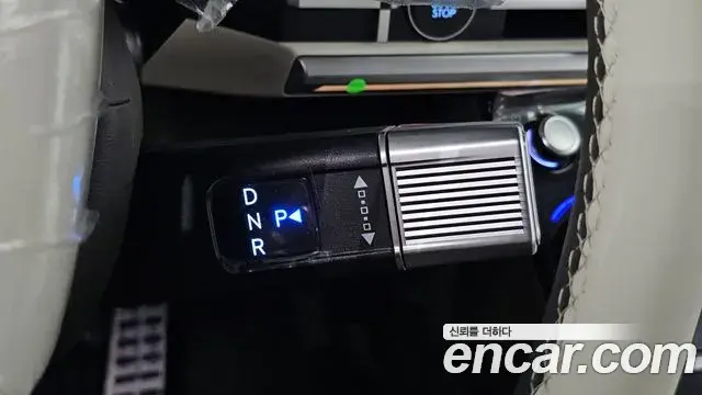 Hyundai Santa Fe 2024 — Photo 9/20