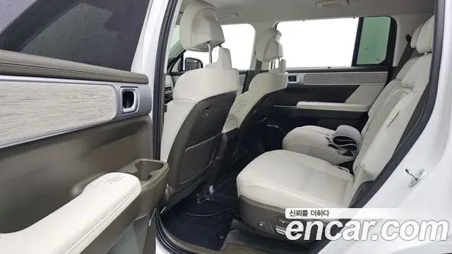 Hyundai Santa Fe 2024 — Photo 12/20