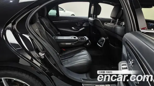 Mercedes-Benz S-Class 2018 — Фото 11/20