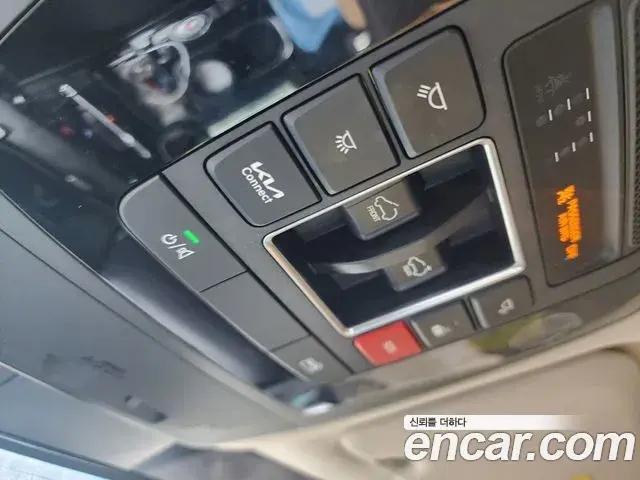 Kia Carnival 2023 — Фото 11/19