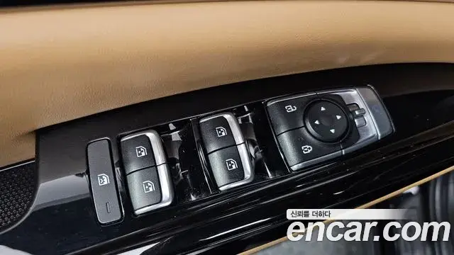 Kia Carnival 2021 — Фото 14/20