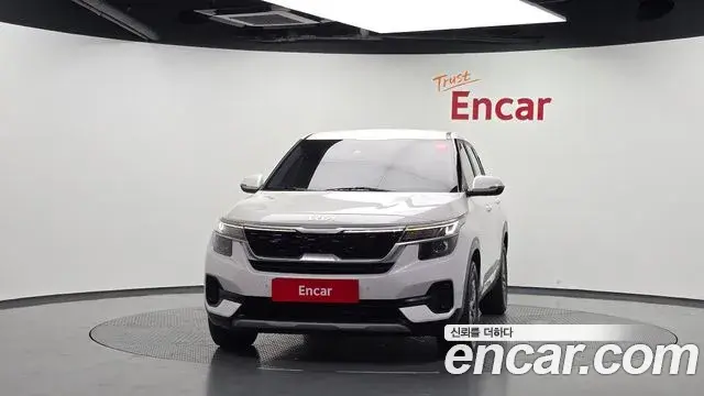 Kia Seltos 2022 — Photo 17/20