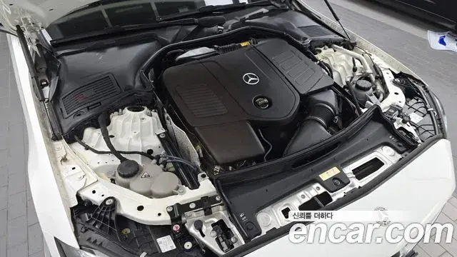 Mercedes-Benz C-Class 2023 — Фото 5/20