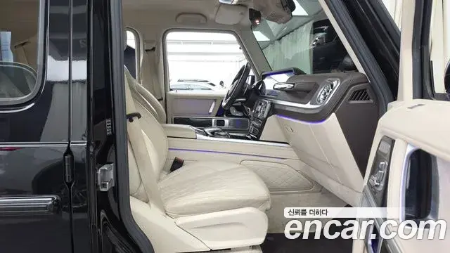 Mercedes-Benz G-Class 2021 — Фото 11/20