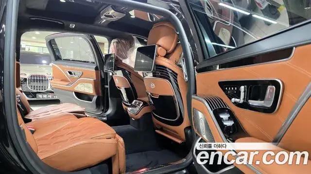 Mercedes-Benz S-Class 2023 — Фото 9/20