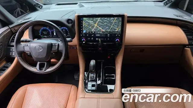 Toyota Alphard 2024 — Photo 7/20