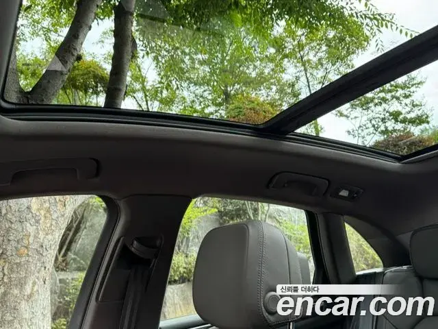 Porsche Macan 2019 — Photo 10/20