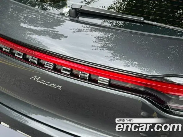 Porsche Macan 2019 — Photo 16/20