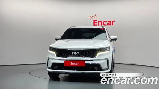 Kia Sorento 2023 — Фото 3/20