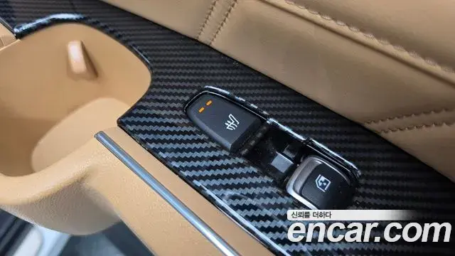 Kia Sorento 2023 — Фото 16/20