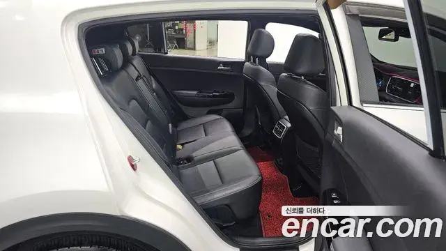 Kia Sportage The Bold 2018 — Фото 17/20